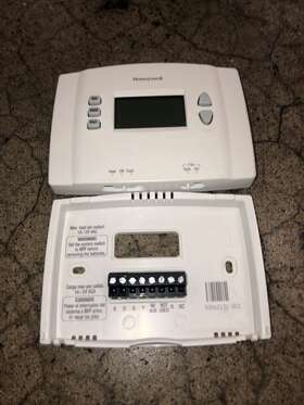 Rct8103a1007 Honeywell Programable 7-day Backlit Thermostat Rct8103a