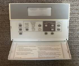 T7300f2010 Honeywell 24 Vac Programmable Commercial Thermostat T7300f2010 Honeywell 24 Vac Programmable Commercial Thermostat
