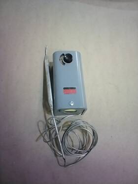 9139 Penn Thermostat Range 40-90 C