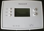 Rth2300b1038-e1 Honeywell Day Programmable Thermostat Contractor Grade Free Shipping