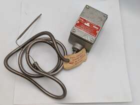 35f-235f Thermon E4-35235 Thermostat 25-amp/277-volt Ac 30-amp/250-volt Range