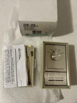 Emerson White Rodgers Thermostatt 1E30-910 / 1E30910 (new In Box). Fixed Price $45.00.