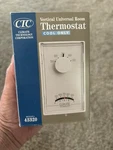 Ctc Vertical Universal Room Thermostat Cool Only Model 43320. Fixed Price $5.00.