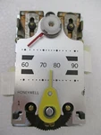 Honeywell TP972A2036 Pneumatic Thermostat Pipe Direct Acting H, Reverse C, New. Fixed Price $74.68.