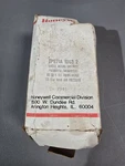 Honeywell TP971A2003 Pneumatic Thermostat (nos). Fixed Price $275.50.