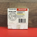 Honeywell Q539C 1020 Subbase For T87F Round Thermostat Cooling Only System, New. Fixed Price $7.99.