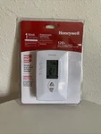 New: Thermostat Honeywell Home Week Programmable RTH221B1000 Heat Cool. Fixed Price $14.99.