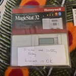 Honeywell MAGICSTAT32 Programmable Thermostat Model CT3200 New. Fixed Price $65.00.