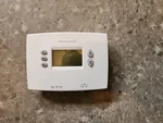 Honeywell Rthl 2310B 1008 Digital Programmable Thermostat. Fixed Price $17.99.