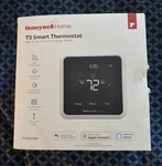 Honeywell T5 Smart Thermostat RTH8800WF Wifi Programmable. Fixed Price $60.00.