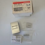 Honeywell TP970 2259 Pneumatic Thermostat - New Old Stock. Fixed Price $69.99.