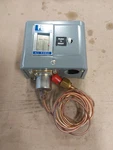 Penn Thermostat Heating/cooling P70KA-17. Fixed Price $99.99.