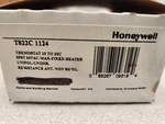 Honeywell Thermostat 10-30C Spst 30VAC Max-fixed Heater T822C 1124. Fixed Price $63.10.