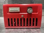 T631A1030 Honeywell Farm-o-stat 0/70F Spdt 5'DIF Oem Nos Surplus. Fixed Price $281.75.