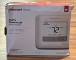 Honeywell Home T4 Thermostat Programmable TH411OU2005 Series New. Fixed Price $45.00.