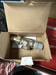 Danfoss 013G-8018 Side Mount Angle Valve, 3/4 In. 40LW51. Fixed Price $55.00.