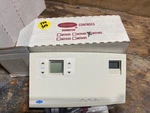 Carrier Vvt Monitor Thermostat C/w Timeclock MST16 Es. Fixed Price $544.39.