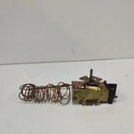 Robertshaw Model D1/D18P D1-NR-084-04-00 30A 277 Vac Mt 250 F Thermostat. Fixed Price $125.00.