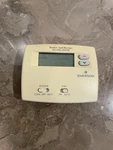 1F86-0244 Emerson White Wall Thermostat Heatcool Pump Non Programmable Used. Fixed Price $17.99.