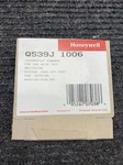 New Honeywell Q539J 1006 Thermostat Subbase. Fixed Price $6.00.