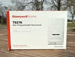 Honeywell T827K1009 White 12VDC Non-programmable Thermostat Missing Manual. Fixed Price $24.99.