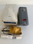Johnson Controls A19DAC-1C Line Voltage Mechanical Thermostat, Heat Or Cool Nos. Fixed Price $40.00.