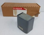 New Honeywell L7033A1157 Insertion Thermostat -30 To 250 F. Fixed Price $53.99.