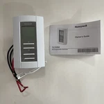 Honeywell TL7235A1003 Line Volt Non-programmable Digital Thermostat E27. Fixed Price $40.00.