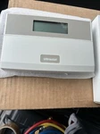 Thermostat Honeywell T7300F 2184 Y7300F. Fixed Price $85.00.