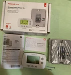 Honeywell YTH5320R1025 Wireless Non-programmable Focuspro Kit With Adap. Fixed Price $139.00.